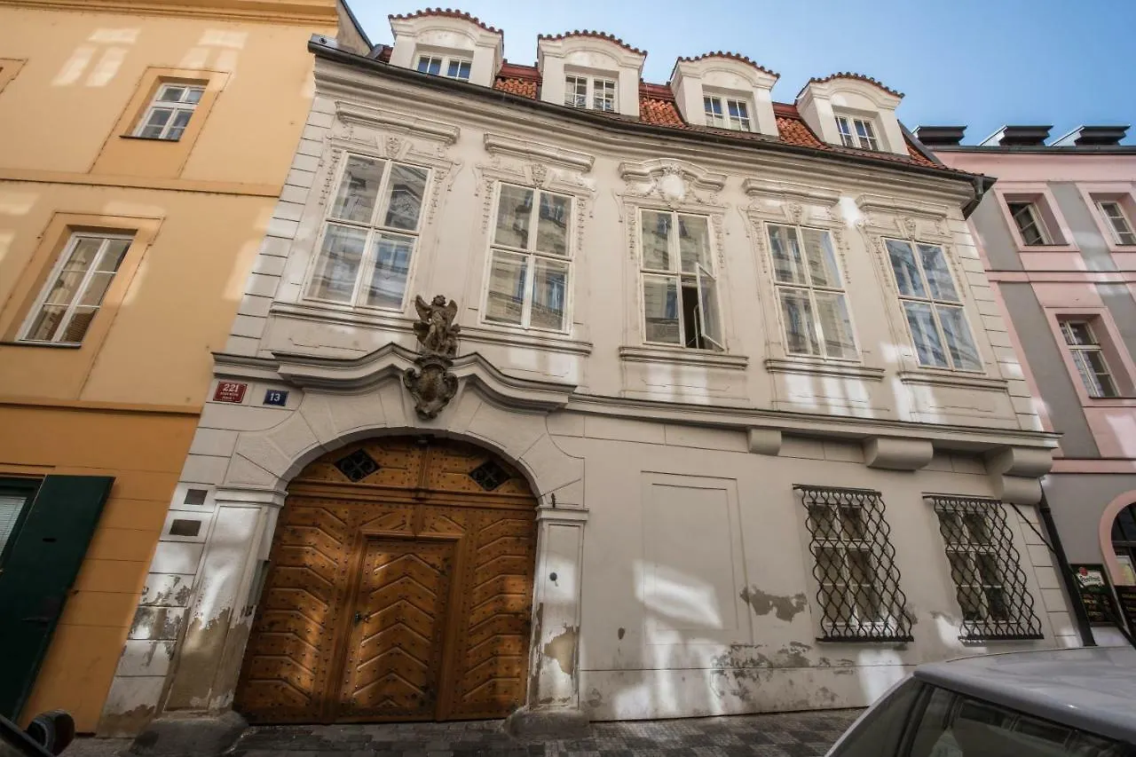 Exclusive Old Town Residence Near Charles Bridge プラハ アパート